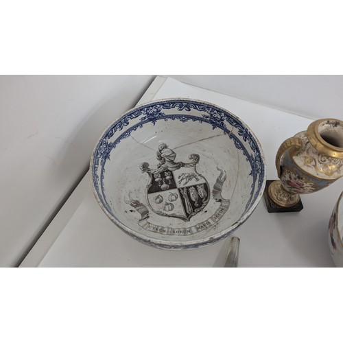 174 - A Quantity of 18th and 19th Century China inc. Antique Hammersley, First Period Antique Worcester Ba... 