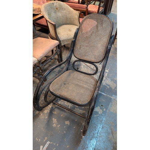 596 - 5 x Antique Chairs for Restoration