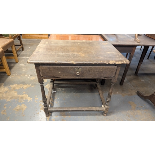 591 - An Oak Table and 2 x Gate Leg Tables