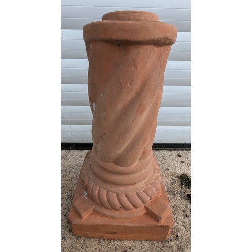 1457A - Terracotta Bird Bath Base - 44 x 25 x 25cm