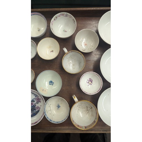 168 - A Selection of 18th and 19th Century English, Chinese and Japanese China Ware inc. Qiung Dynasty 182... 