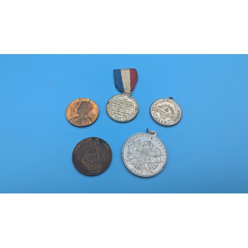 263 - Assorted King George V And Queen Mary Coronation and Jubilee Medals