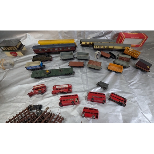 1651 - Mixed Train Sets including Clockwork Hornby and More of Mixed Gauges