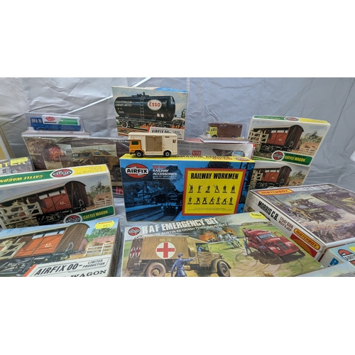 1599 - Large Selection Of Vintage Airfix And Other Boxed Model Kits