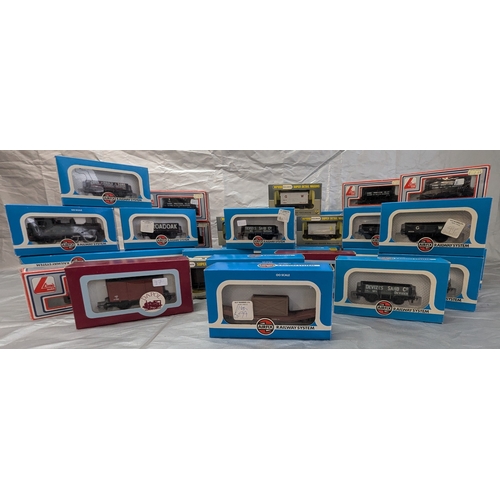 1656 - Mixed Boxed 00 Gauge Prairie Tank Locomotive And 1400 Class Tank GWR Locomotive, Rolling Stock Etc. ... 