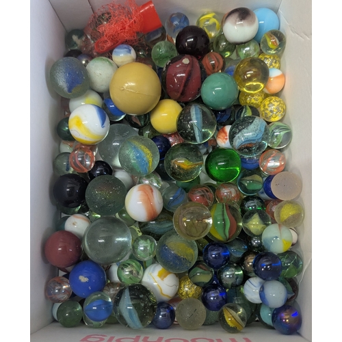 1819 - Selection Of Mixed Marbles