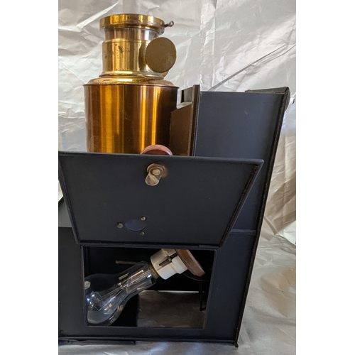 845 - Brass Magic Lantern In Wooden Carry Case