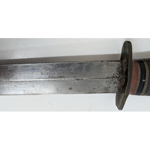 516 - A WW2 Southern & Richardson Fighting Dagger - Taylor Sheffield