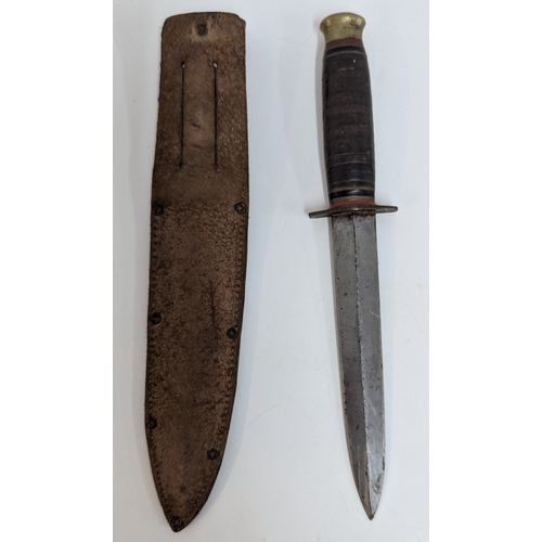 516 - A WW2 Southern & Richardson Fighting Dagger - Taylor Sheffield