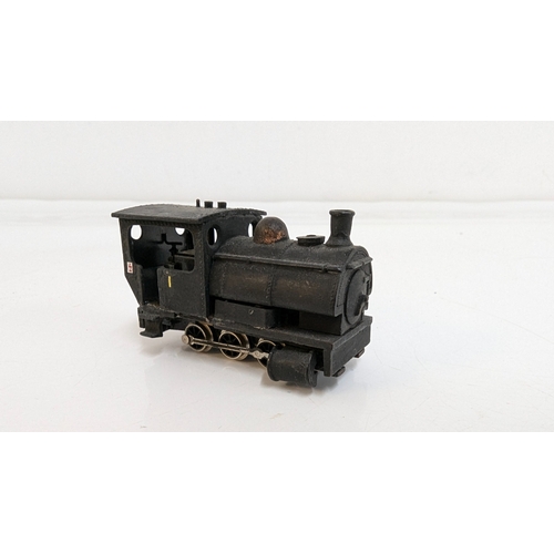 1697 - An N Gauge Coal Train Steam Locomotive