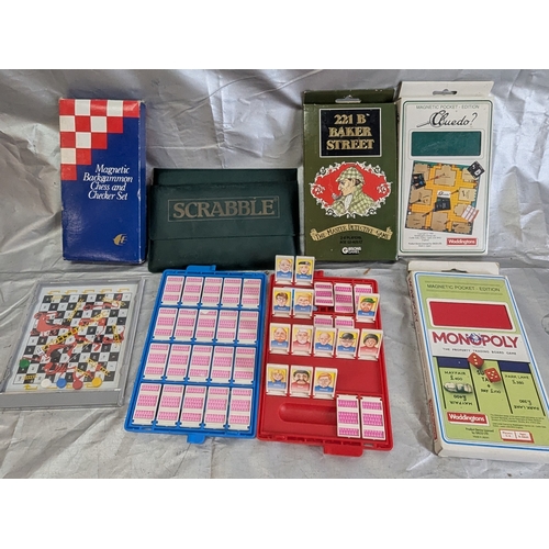 1786 - Selection Of Travel Games Including Scrabble, Backgammon, Chess, Draughts, Guess Who, Cluedo, Monopo... 