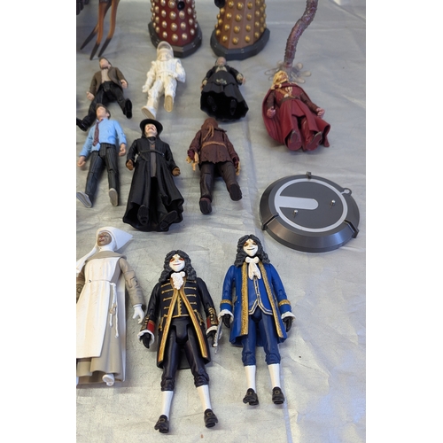 1596 - Large Collection Of Dr. Who Collectable Toys