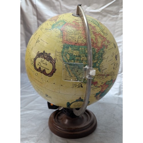 593 - A Vintage Light Up Globe