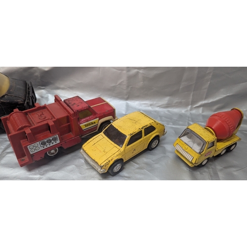 1057 - Tonka and other Toys. A Tonka Fire Truck, Car and Cement Mixer. A ERTL A Team Van with Mr T Figure