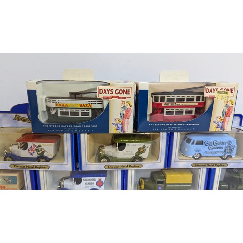 1083 - 20 x Days Gone and Oxford Model Buses and Trams etc