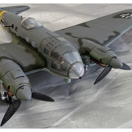 1120 - Corgi Heinkel AA33703, 111P-2 Luftwaffe K6-55 Greif - Battle Of Britain 1940 & Corgi Heinkel HE-111 ... 