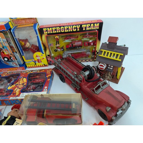 1584 - Quantity of Fire Engine & Fire Man Sam Models etc.