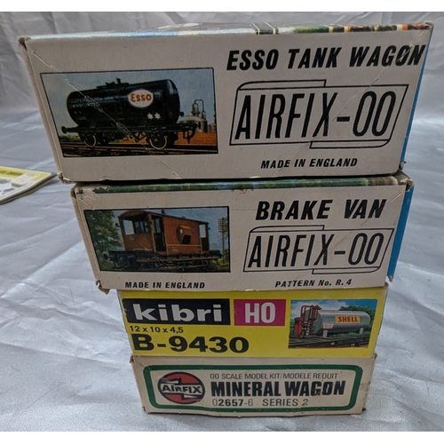 1661 - Selection Of Airfix, Ratio, Kibri & Keil Kraft Railway Models And Scenery