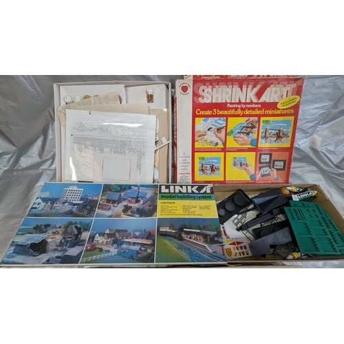 1773 - 3x Art And Craft Sets Including Shrink Art, Dolly Designer And A Linka Model Building System