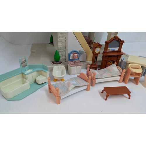 1868 - A Little Tikes Dolls House, Dolls and Furniture