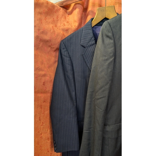 2196 - A Vintage Herringbone Mans 3 Piece Suit and 4 x Vintage Jackets