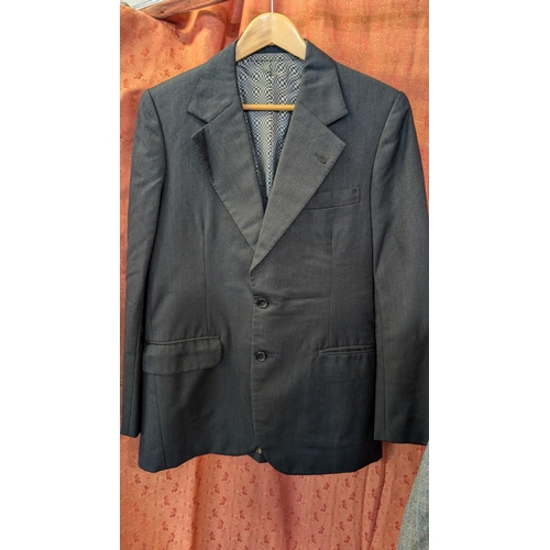 2196 - A Vintage Herringbone Mans 3 Piece Suit and 4 x Vintage Jackets