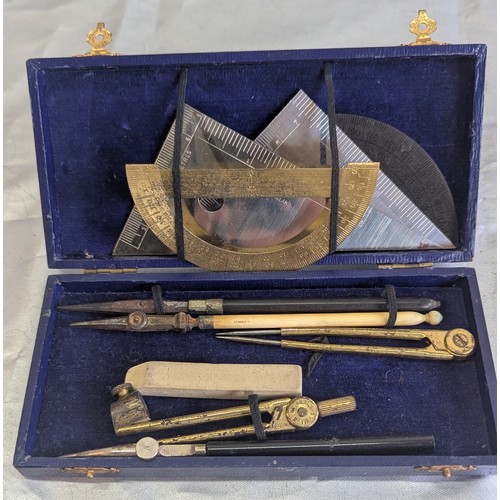 779 - An Assortment Of Vintage Draughtsman's Instrument Sets, Protractors, Compasses Etc. - Harling Of Lon... 