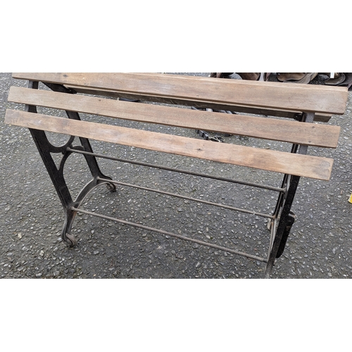 21 - A Musgrave Of Belfast Iron And Wood Saddle Rack - 105 x 140 x 40