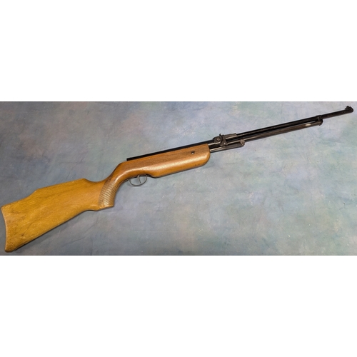 43 - 2.2Cal Underlever Air Rifle