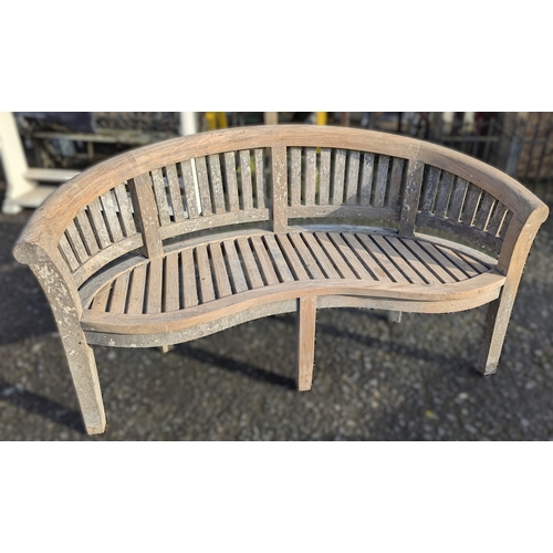 5B - A Teak Garden Bench - 160 x 56 x 88cm