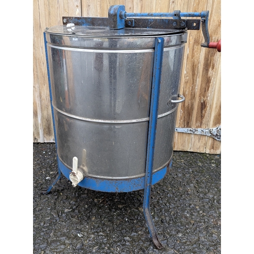 90 - A Honey Extractor Centrifuge