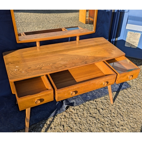 519 - Ercol Windsor Dressing Table In Excellent Condition With Stool - 124 x 115 x 45cm