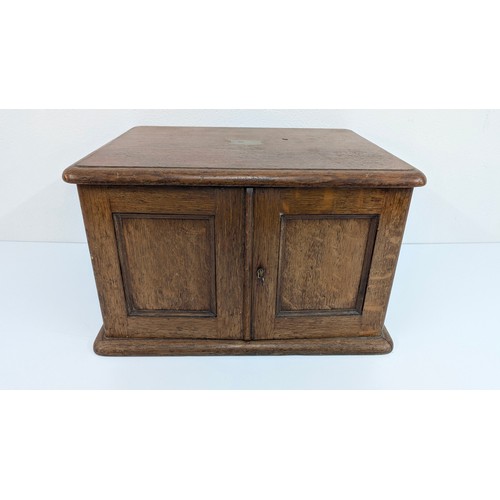 37 - An Oak and Brass Cased 4 Drawer Canteen of Cutlery 54 x 34 x 42cm