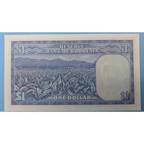 661 - Rhodesia: $1 Reserve Bank of Rhodesia (1976)
A single Reserve Bank of Rhodesia $1 note, dated Salisb... 