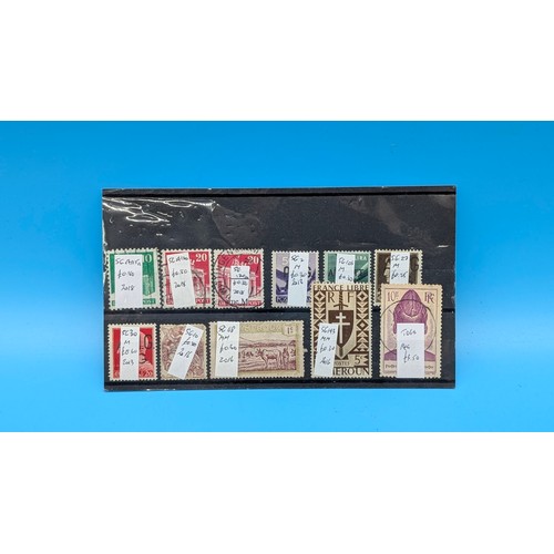 11 - Small collection of worldwide stamps on stock cards mainly Commonwealth, used. Cat £450 plus Trinida... 