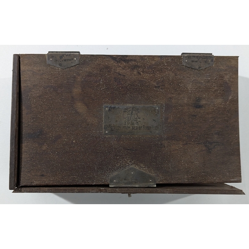 105 - Group of Antique & Early 20th Century Wooden Boxes & Cases

A mixed group of antique and early 20th ... 