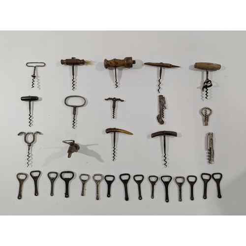 122 - Vintage Corkscrew & Bottle Opener Collection – 30+ Pieces

Large mixed lot of antique and vintage co... 