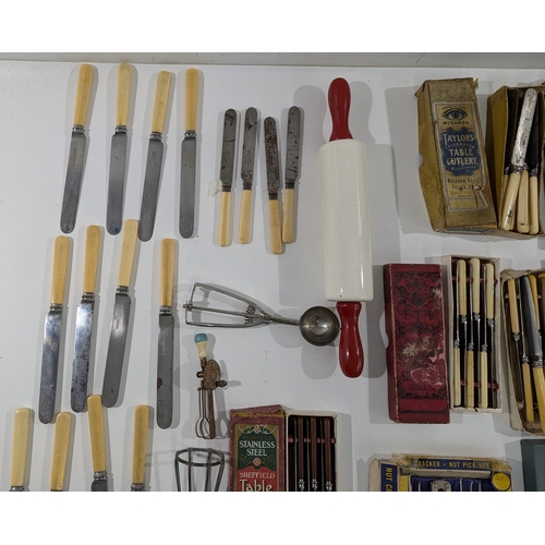 138 - Large Collection of Vintage Cutlery & Kitchen Implements.
An assorted lot including numerous boxed a... 