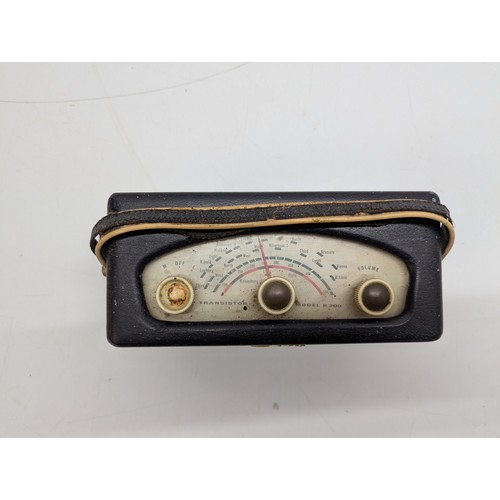 2492 - VINTAGE ROBERTS MODEL R200 TRANSISTOR RADIO
A Roberts Model R200 portable transistor radio, c.1960s,... 