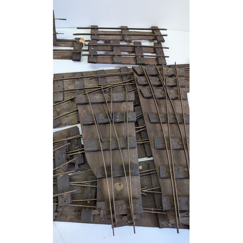 18 - Vintage O Gauge Model Railway Track, Points and Accessories

A substantial quantity of straight, cur... 