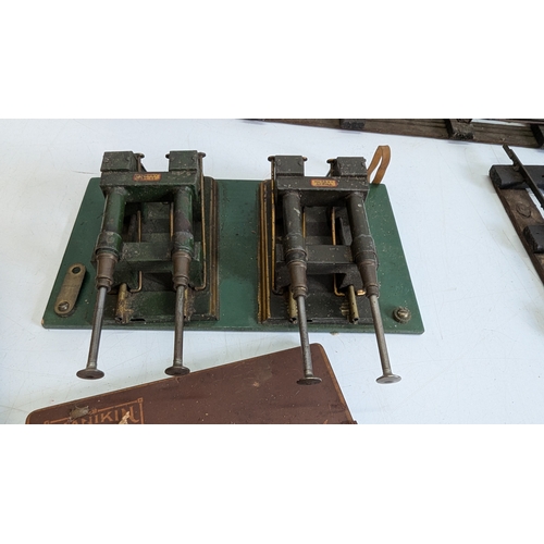 18 - Vintage O Gauge Model Railway Track, Points and Accessories

A substantial quantity of straight, cur... 