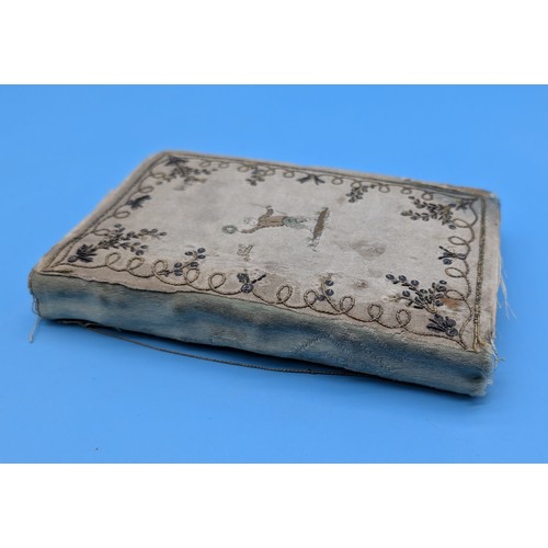 6 - VENICE – RARE 18TH CENTURY EMBROIDERED SILK BINDING – PROTOGIORNALE, 1797

Protogiornale per l'Anno ... 