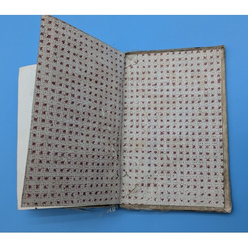 6 - VENICE – RARE 18TH CENTURY EMBROIDERED SILK BINDING – PROTOGIORNALE, 1797

Protogiornale per l'Anno ... 