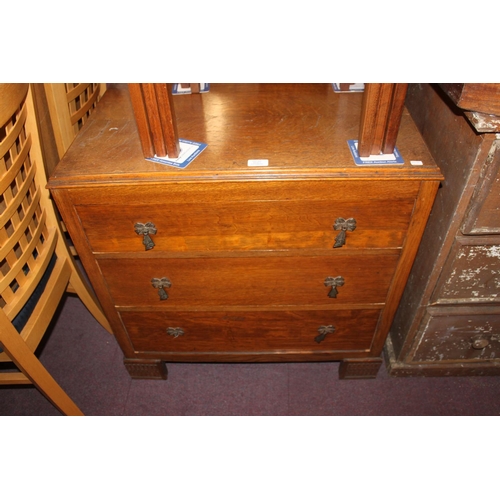 107 - 1 x 1940s 3 drawer chest of drawers