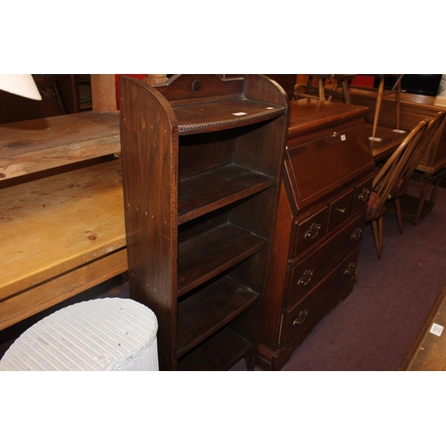 117 - 1 x dark oak 4 shelf bookcase unit