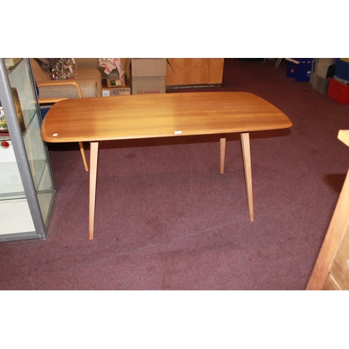 118 - 1 x Ercol dining table