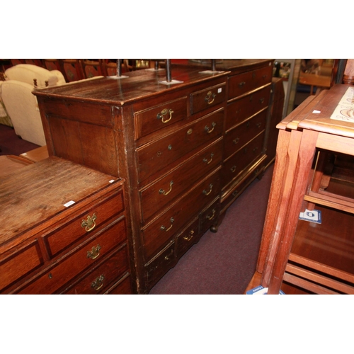 123 - 1 x Georgian oak 8 drawer chest of drawers