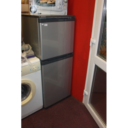 2 - 1 x Beko small fridge freezer