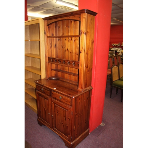 62 - 1 x pine Welsh dresser