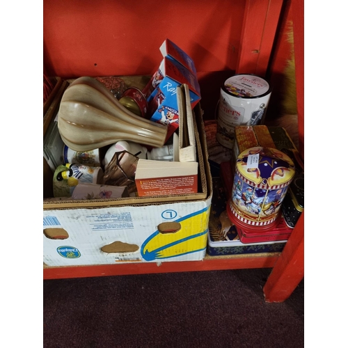 262 - 1 x box of miscellaneous pottery and glass ware with tins